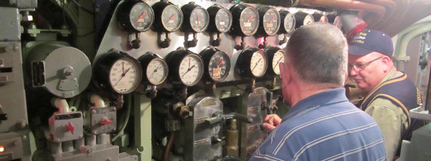 Behind the scenes in USS Requin